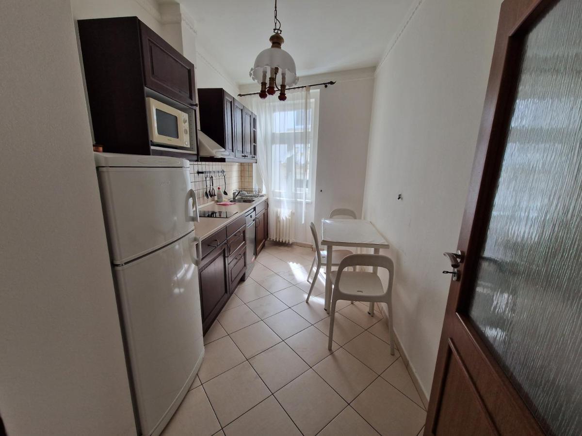 Apartmán 63m2 s balkonem v lázeňském centru Karlovy Vary Esterno foto